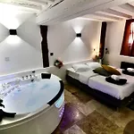 Apartment Le Beauvoisine - Jacuzzi Sauna Centre Free Parking Rouen