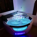 Apartment Le Beauvoisine - Jacuzzi Sauna Centre Free Parking Rouen