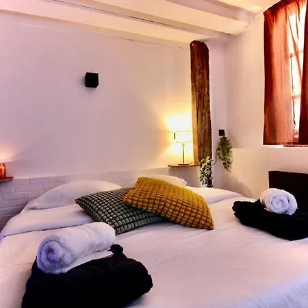 Apartment Le Beauvoisine - Jacuzzi Sauna Centre Free Parking